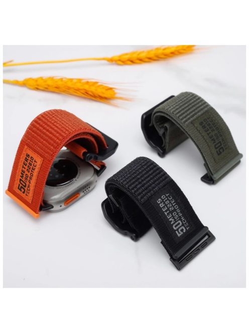 Tech-Protect SCOUT óraszíj Black, Apple Watch 4 / 5 / 6 / 7 / 8 / 9 / SE / ULTRA 1 / 2 (42 / 44 / 45 / 49 mm) készülékhez