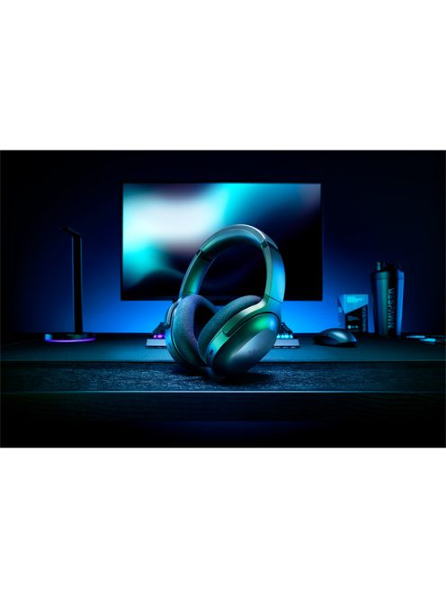 RAZER Barracuda - Black (Wireless Multi-platform Gaming and Mobile Headset)