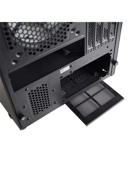 CHIEFTEC Ház Gaming Chieftronic M2 GM-02B-OP, mATX, 3xRGB Ventillátor + RGB Kontroller, Edzett Üveg oldalak, fekete