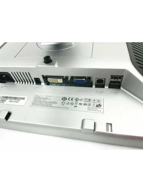 Dell UltraSharp 1708FPt / 17inch / 1280 x 1024 / B talp nélkül /  használt monitor