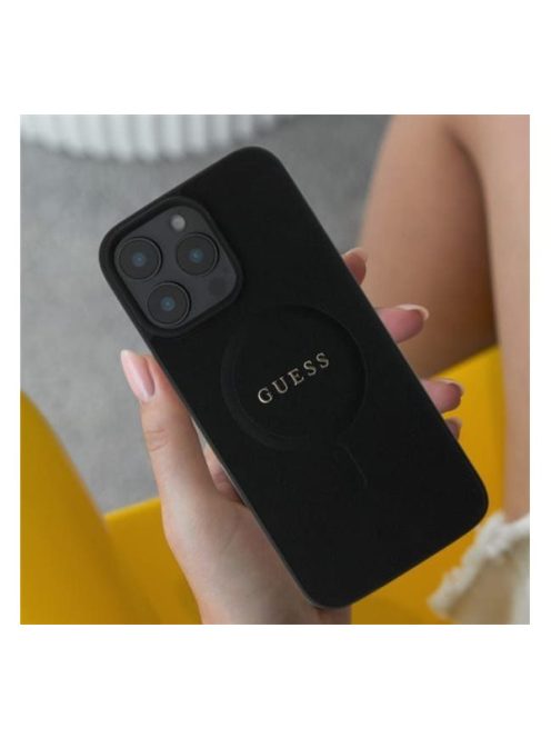 Guess Saffiano Classic Logo Apple iPhone 16 Plus Magsafe kompatibilis hátlap tok, fekete/barna GUHMP16MPSAHMCK